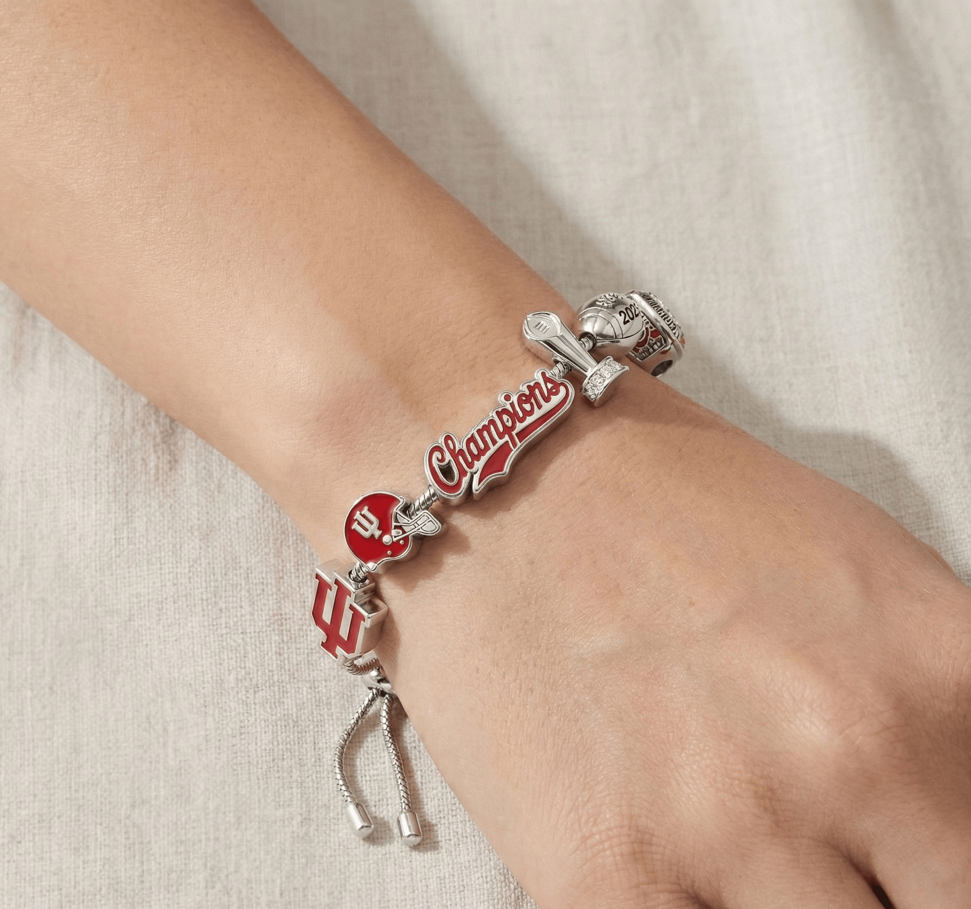 IDH Adjustable Charm Bracelet HTTT